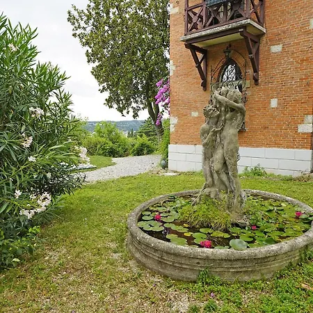 Villa Maria