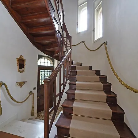 Villa Maria