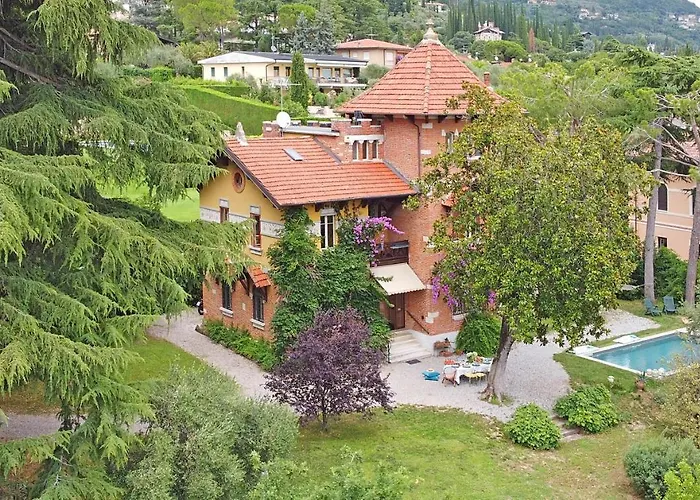 Villa Maria